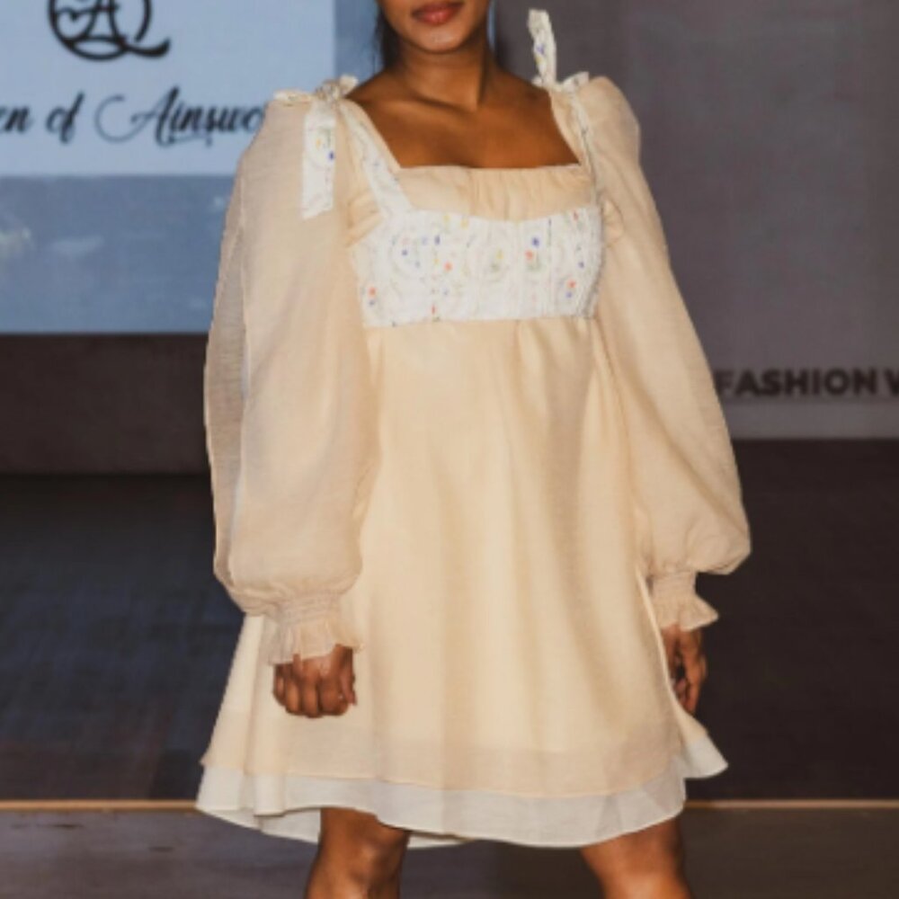 Emerson Dress and Stay size SM